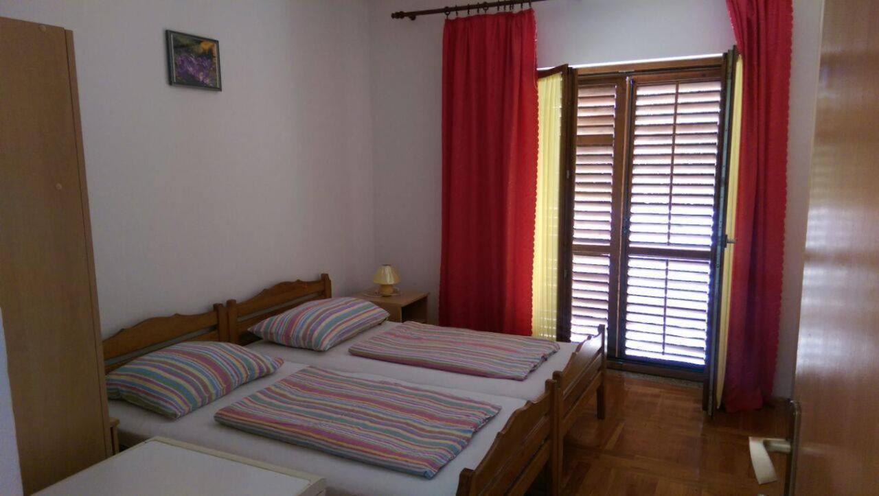 Apartmani Slavica ビオグラード・ナ・モル エクステリア 写真