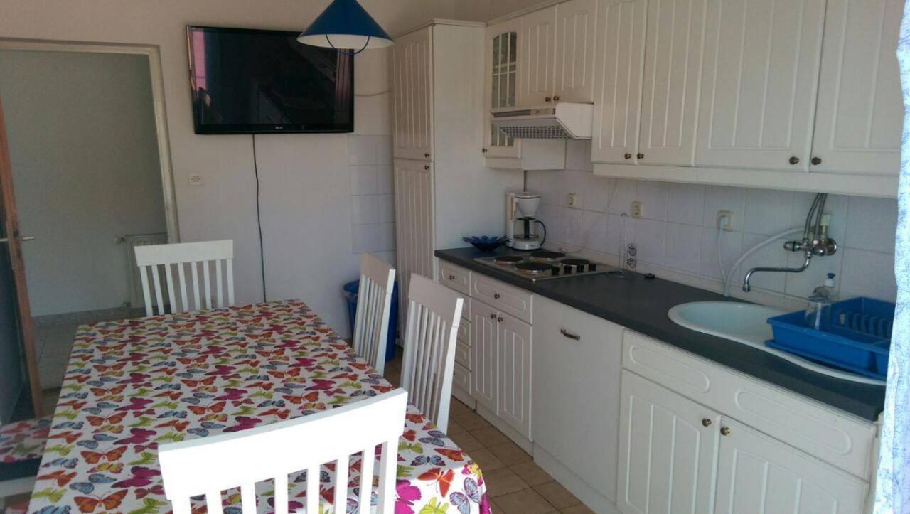 Apartmani Slavica ビオグラード・ナ・モル エクステリア 写真