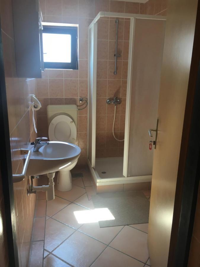 Apartmani Slavica ビオグラード・ナ・モル エクステリア 写真