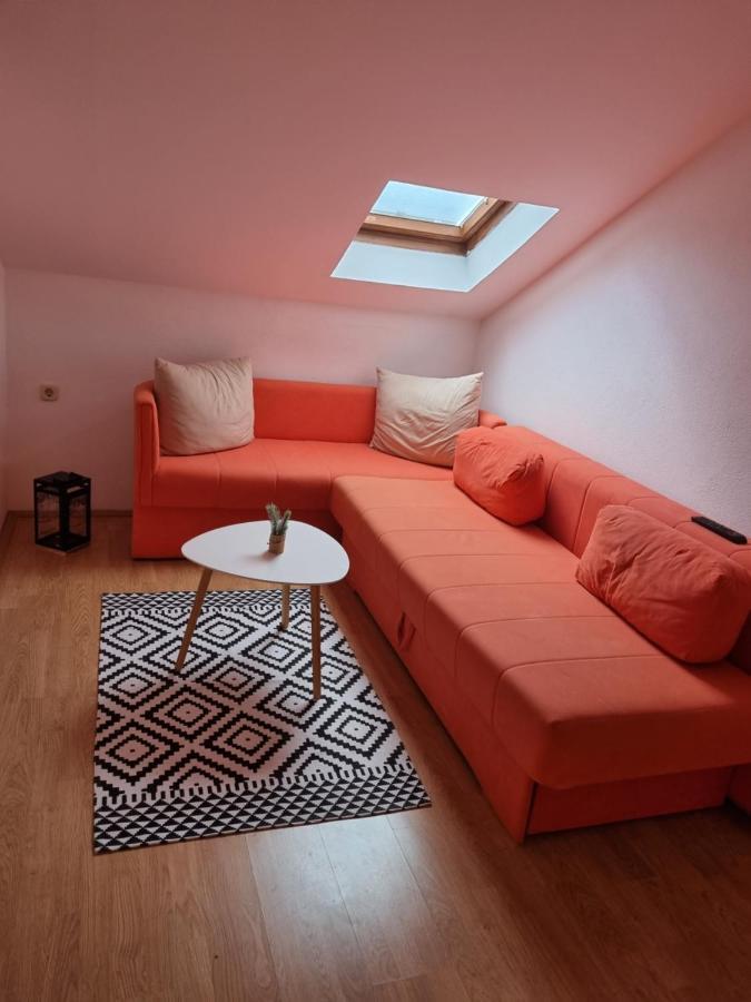 Apartmani Slavica ビオグラード・ナ・モル エクステリア 写真